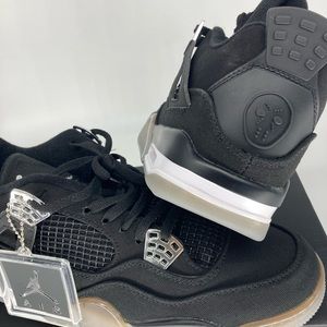 COPY - Eminem/Carhartt 4s. Size 10,11, & 12. Prestos, Air Max 90, & others…